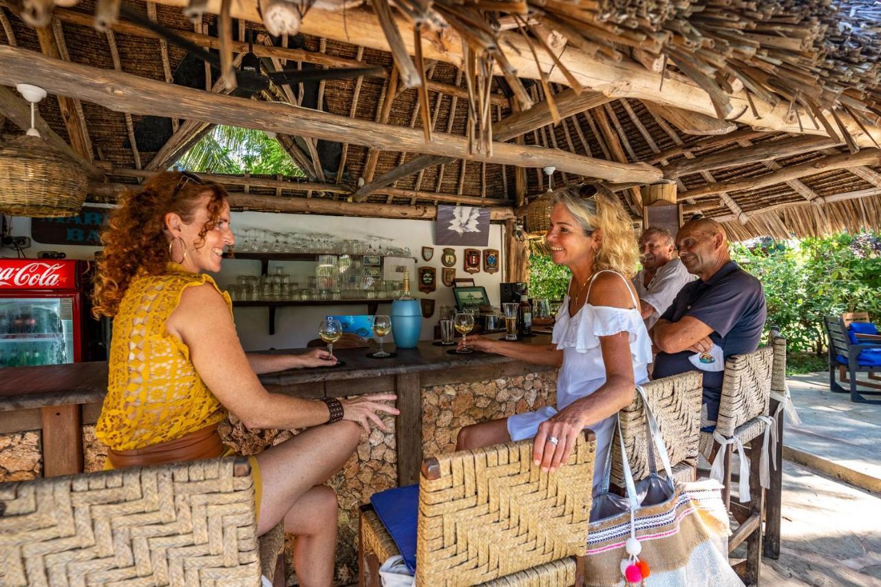 Diani Marine Divers Village Diani Beach Dış mekan fotoğraf