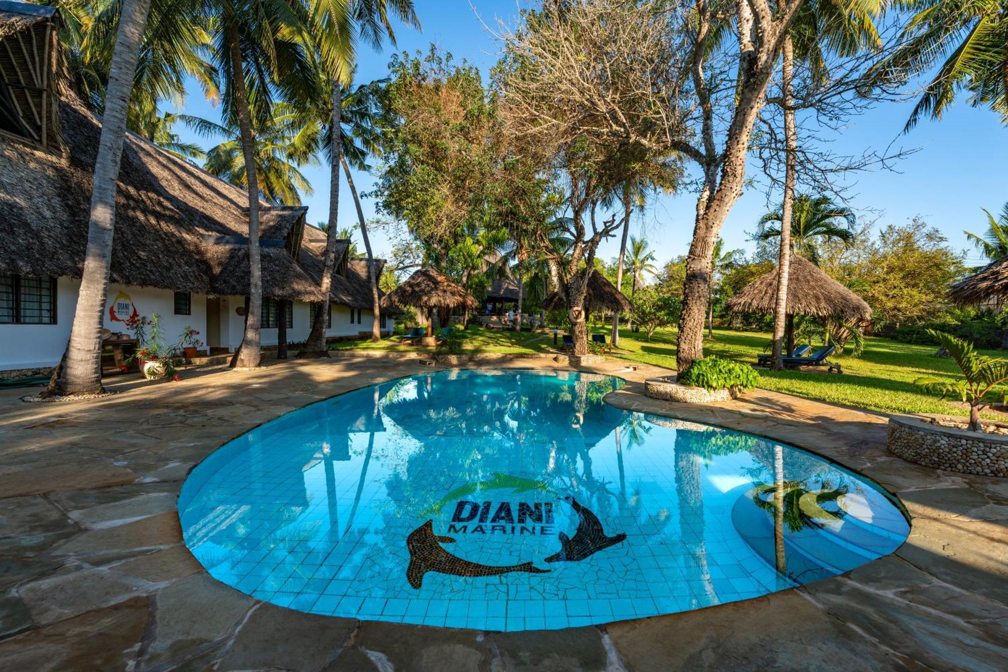 Diani Marine Divers Village Diani Beach Dış mekan fotoğraf